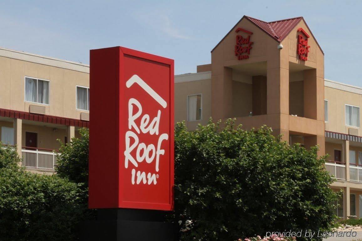 Cedar Rapids Inn Exterior photo